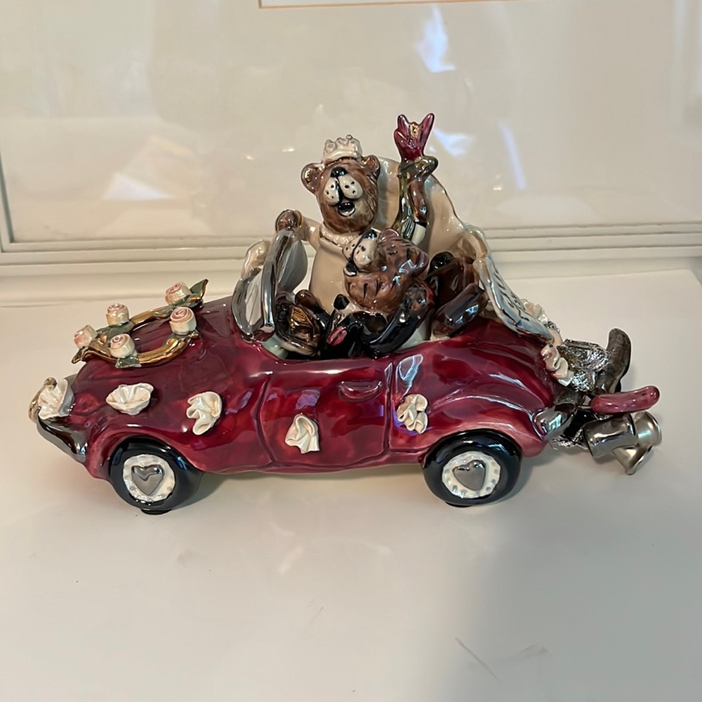 COPY - Heather Goldminc ‘Just Married’ Ceramic sculpture